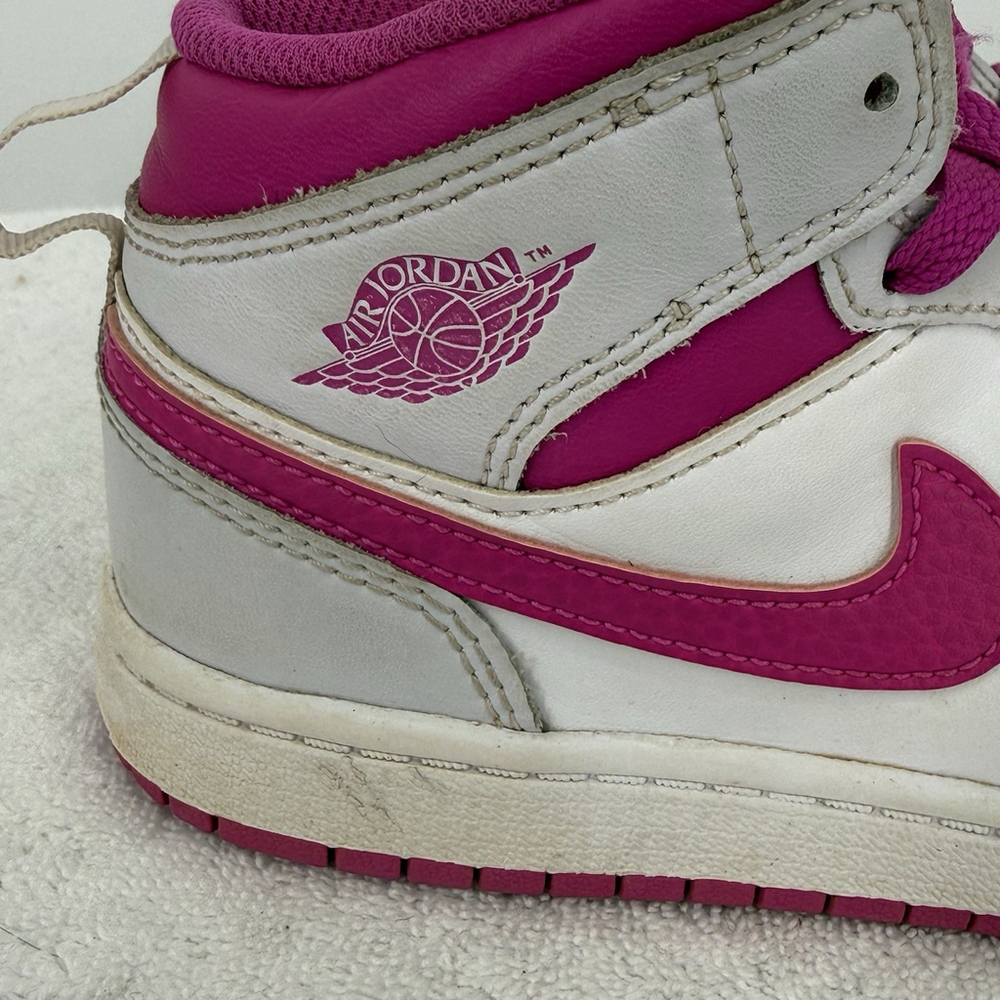 Jordan AJ 1 Fund Mid Grey/Pink/White Girls SIZE 2.5Y - Picture 2 of 5